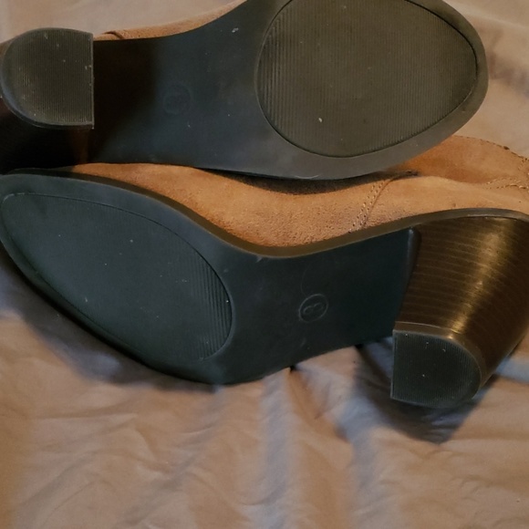 Booties - Picture 3 of 3